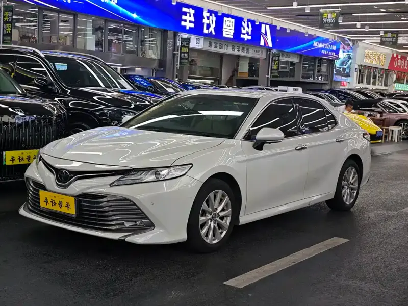 Toyota Camry, 2018