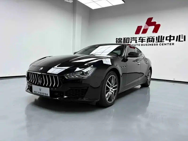 Maserati Ghibli Maserati Ghibli 2017 3.0T Standard Edition, 2018 — фото 1