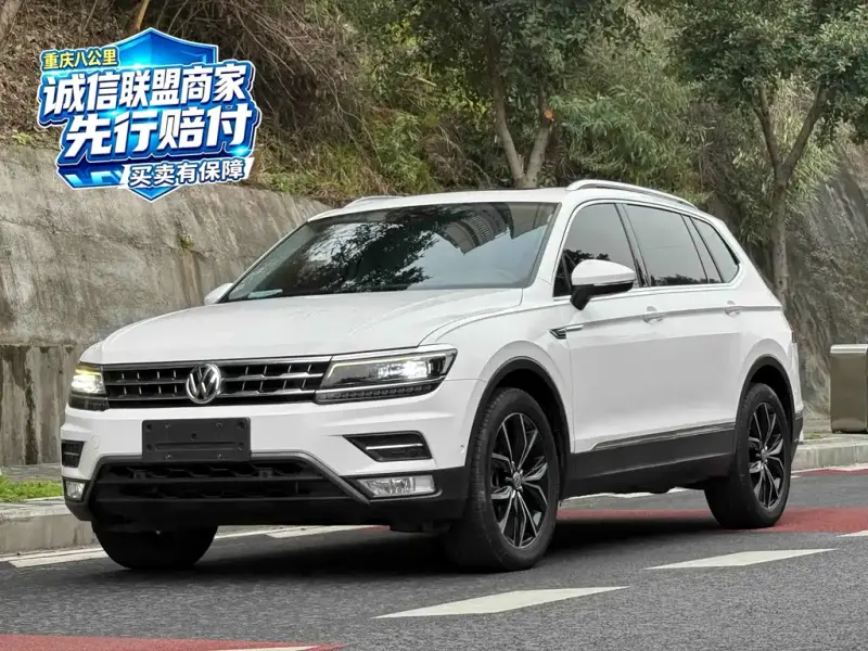 Volkswagen Tiguan L, 2017