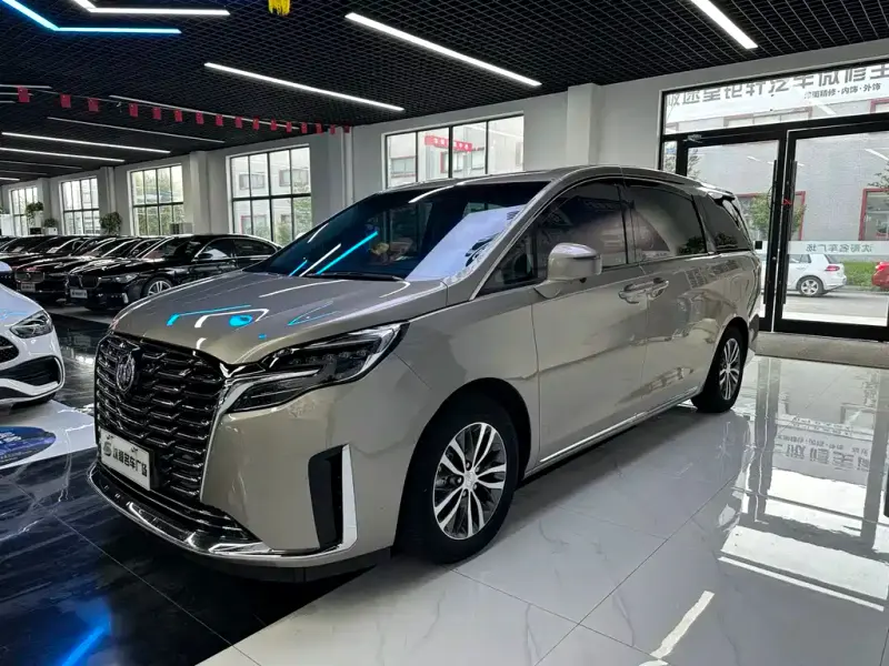 Buick GL8, 2023