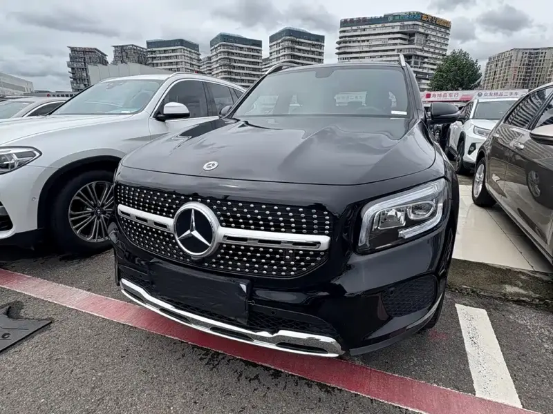 Mercedes-Benz GLB, 2021