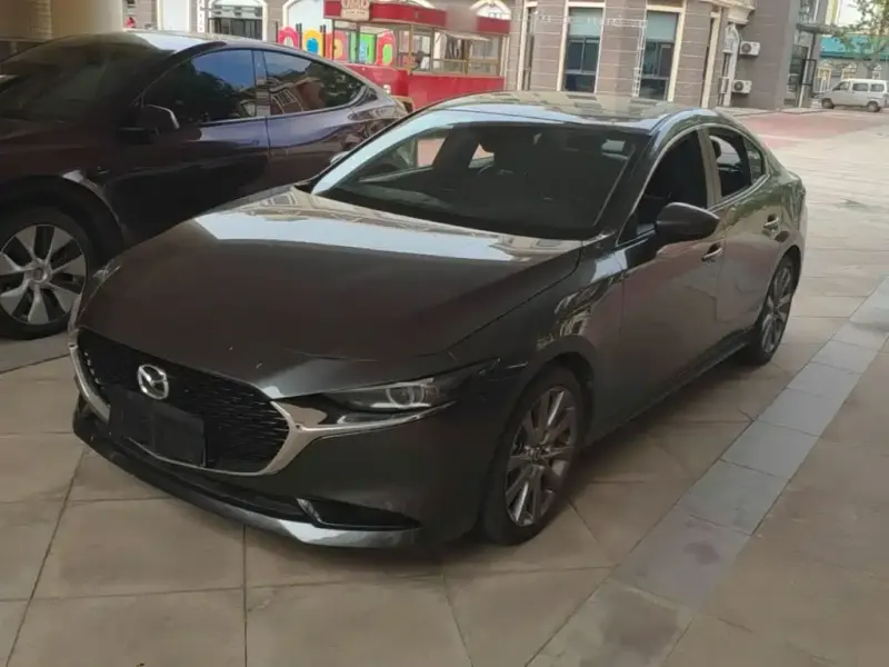 Mazda 3 Axela, 2024