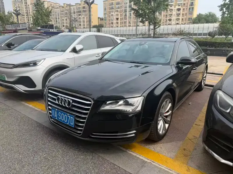 Audi A8, 2013