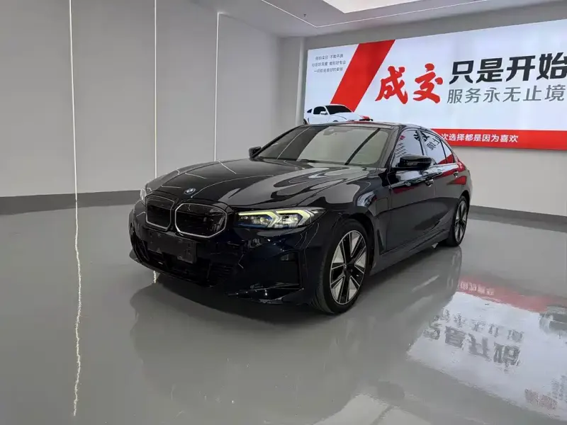 BMW i3 BMW i3 2023 eDrive 40 L Night Package, 2023 — фото 1