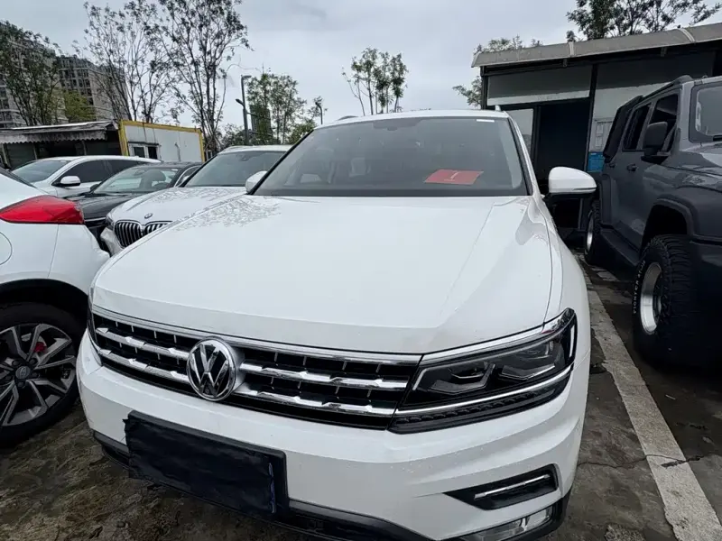 Volkswagen Tiguan L, 2018