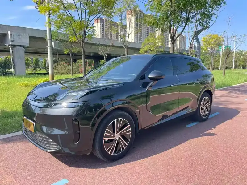 Lynk & Co 08 EM-P, 2024