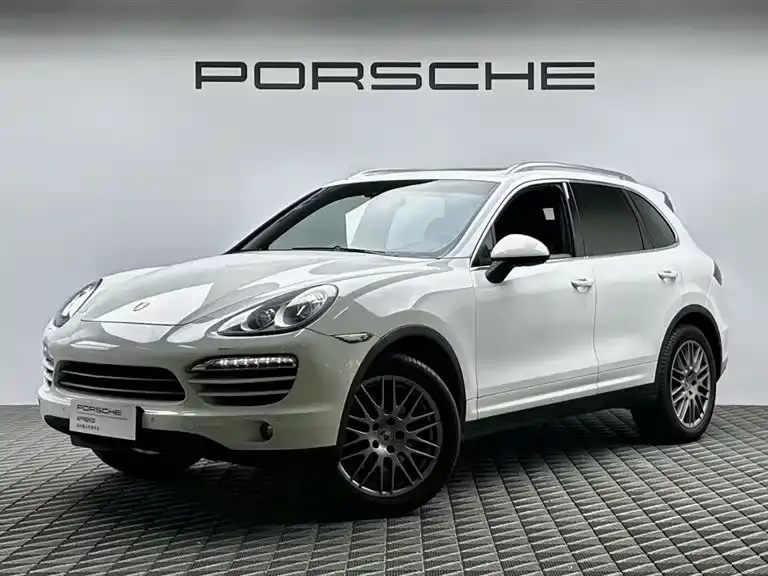 Porsche Cayenne, 2012