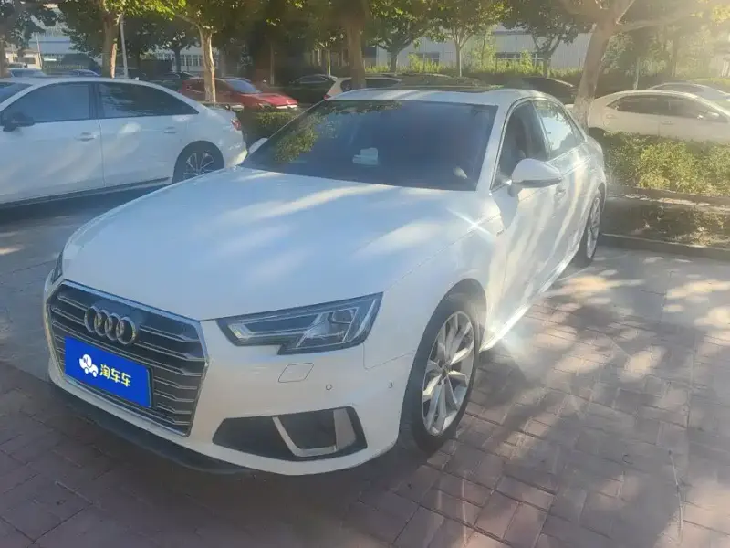 Audi A4L, 2019