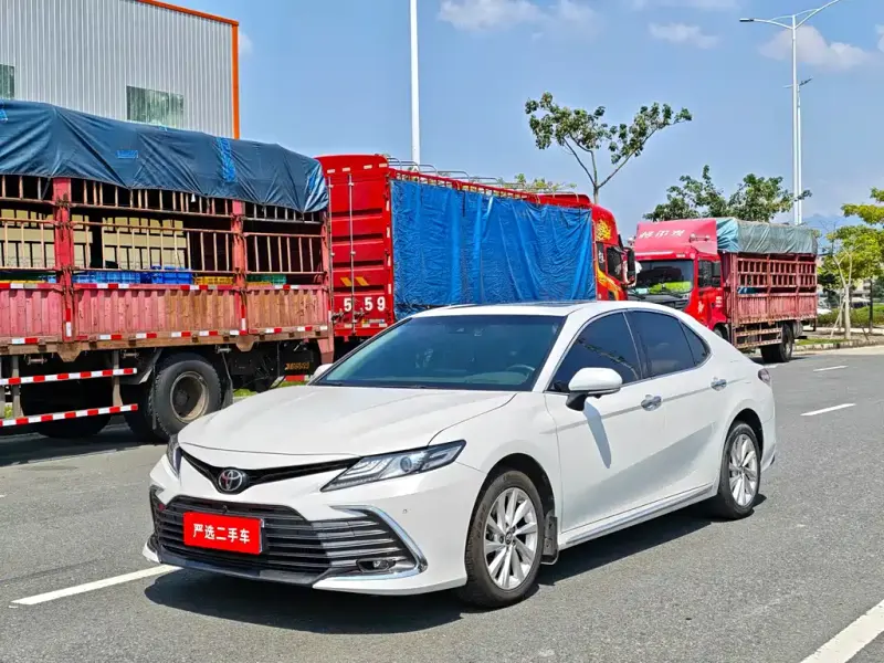 Toyota Camry, 2023