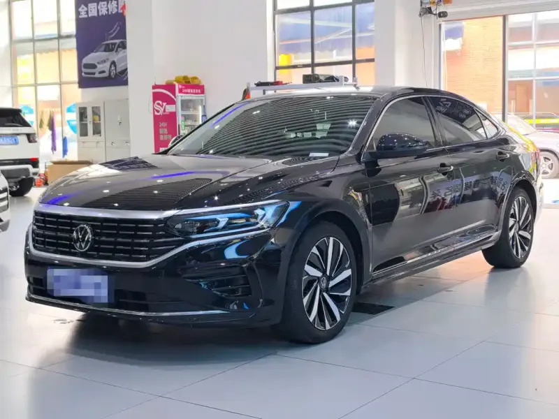 Volkswagen Passat, 2022