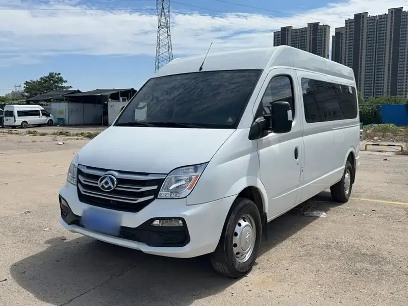 MAXUS V80, 2025