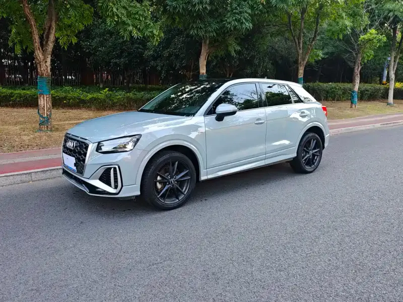 Audi Q2L, 2024