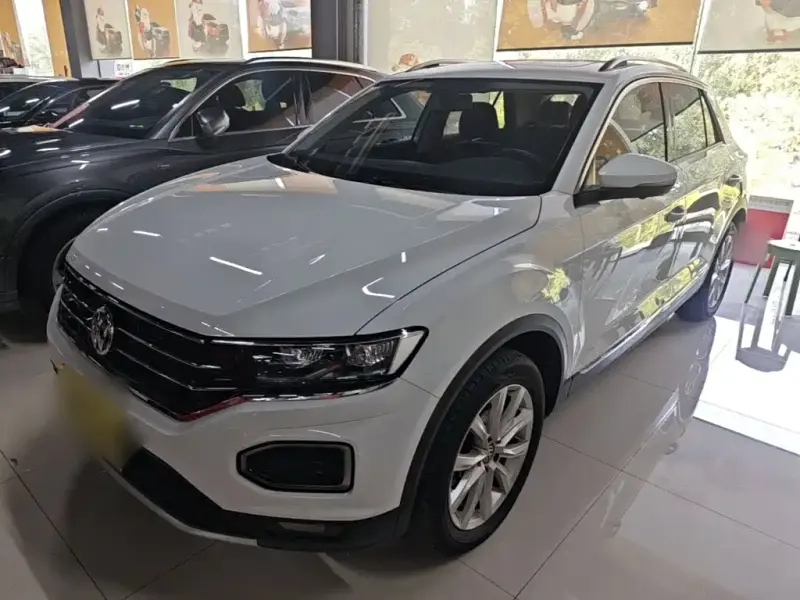 Volkswagen T-Roc Volkswagen T-ROC 2020 230TSI DSG 2WD Progressive Type, 2020 — фото 1
