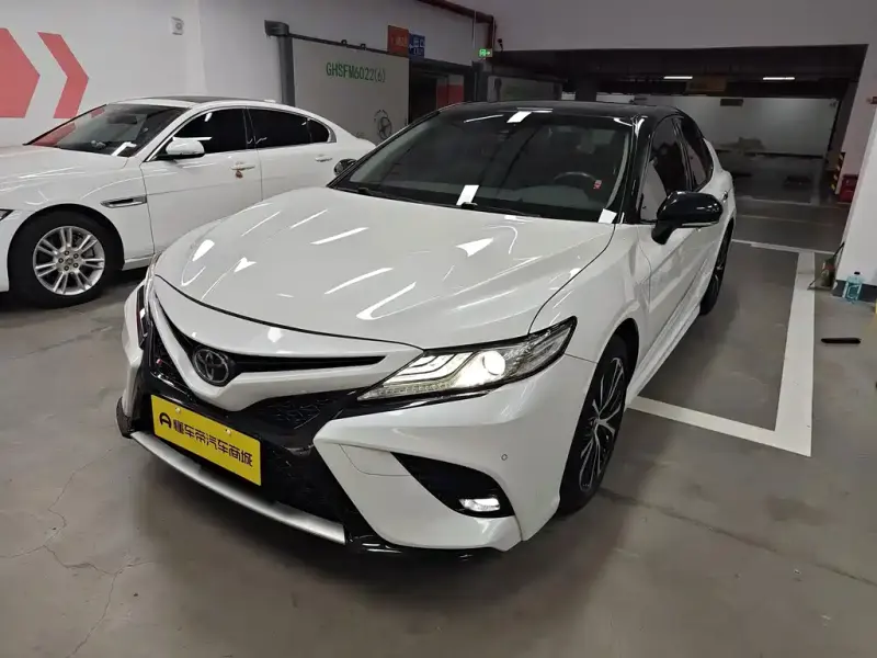Toyota Camry, 2020