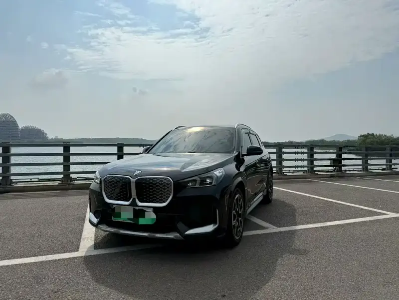BMW iX1, 2024