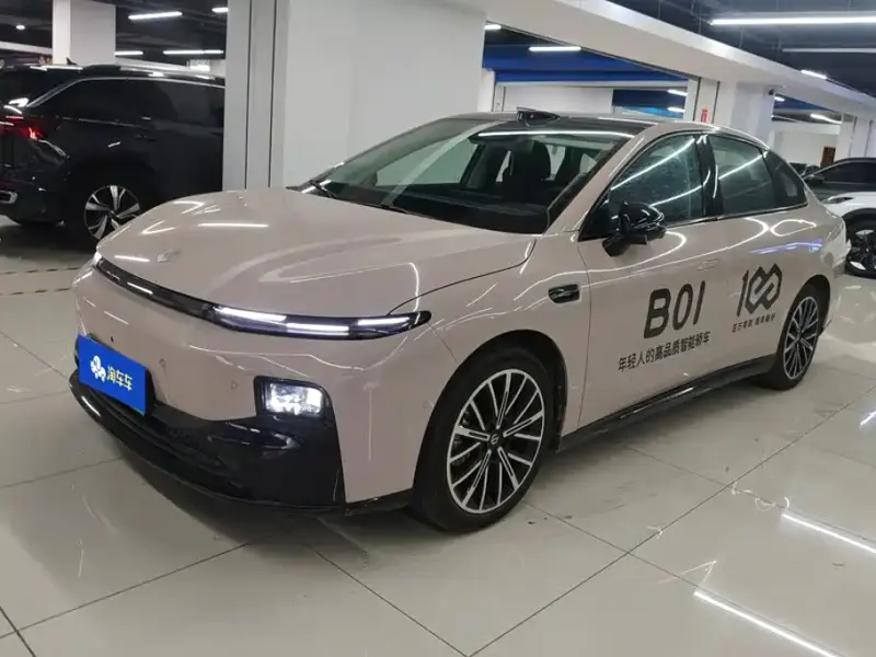 Leapmotor B01, 2025