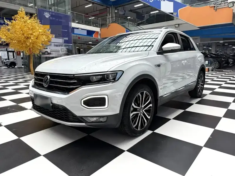 Volkswagen T-Roc Volkswagen T-ROC 2022 280TSI DSG 2WD Comfort Enjoy PLUS, 2022 — фото 1