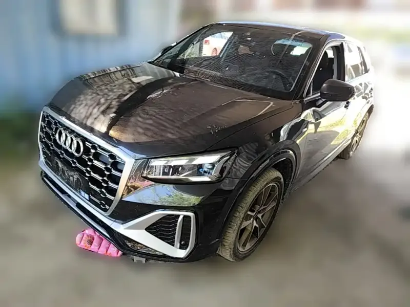 Audi Q2L, 2024