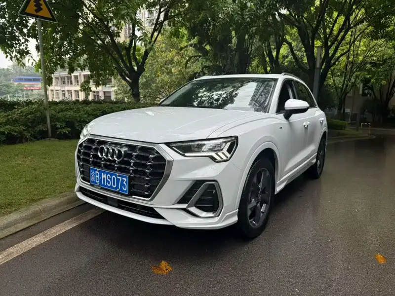 Audi Q3, 2020