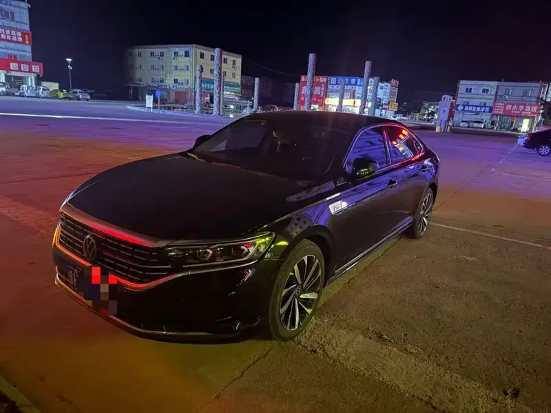Volkswagen Passat, 2022