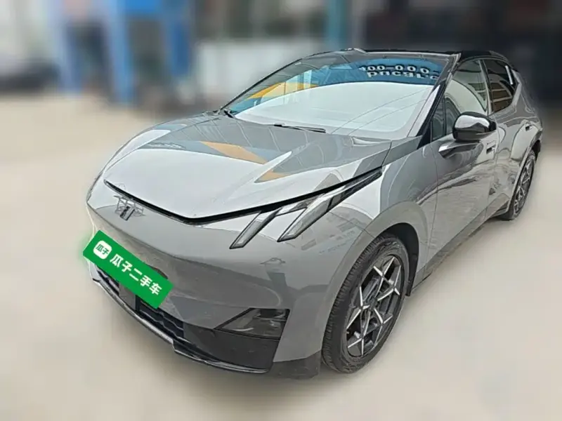 Lynk & Co Z20, 2024