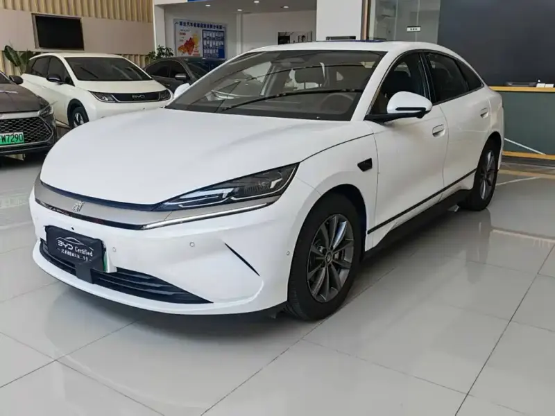 BYD Qin L, 2025