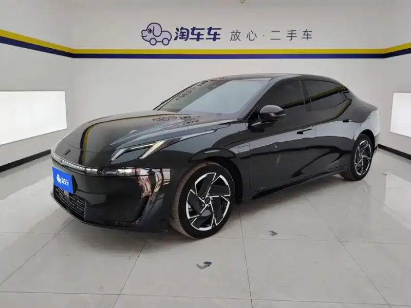 Lynk & Co 07 EM-P, 2025