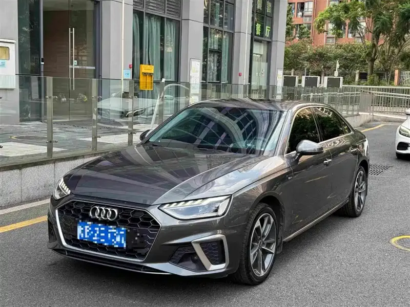 Audi A4L Audi A4L 2022 40 TFSI Fashion Dynamic Type, 2022 — фото 1