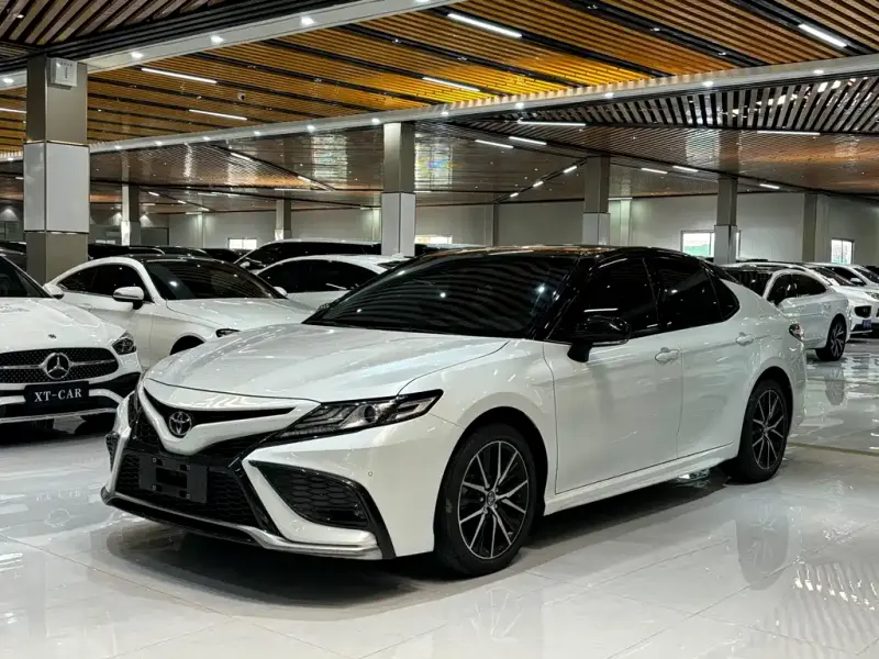 Toyota Camry, 2022
