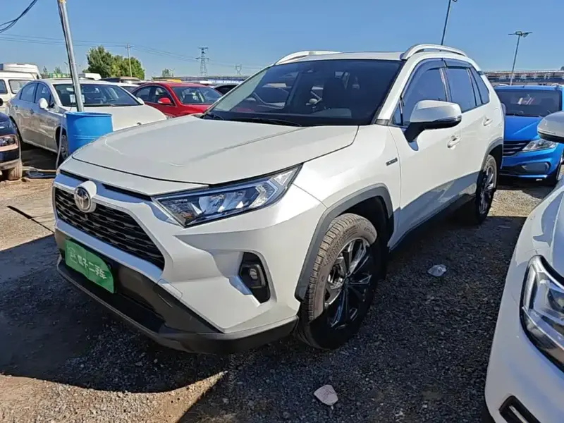 Toyota RAV4, 2024