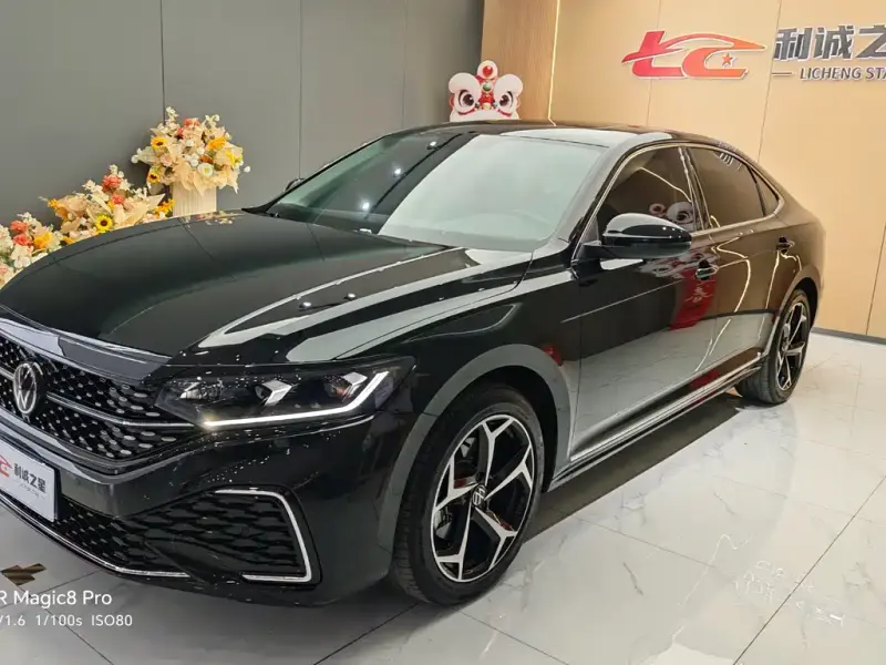 Volkswagen Passat, 2024