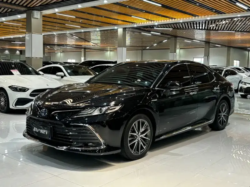 Toyota Camry, 2023