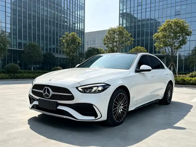 Mercedes-Benz C-Class, 2024
