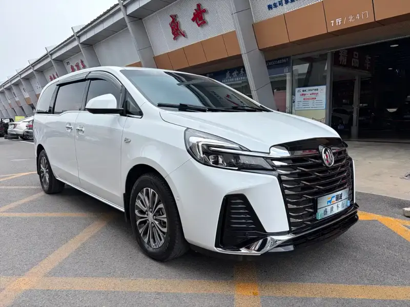 Buick GL8, 2023