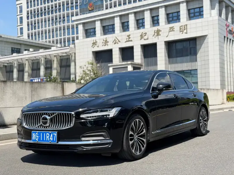 Volvo S90 Volvo S90 2023 B5 Smart Leisure Luxury Edition, 2022 — фото 1