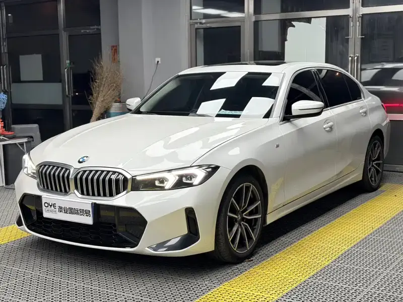 BMW 3 Series, 2023