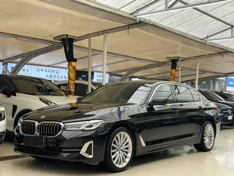 BMW 5 Series, 2022