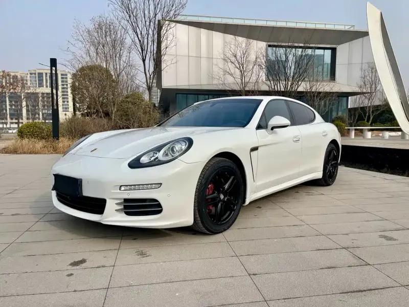 Porsche Panamera, 2013