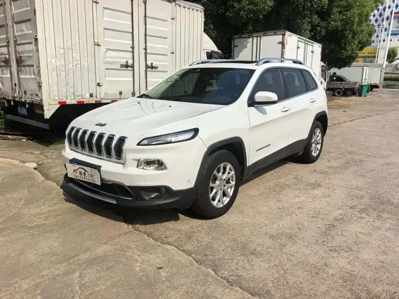 Jeep Cherokee, 2016