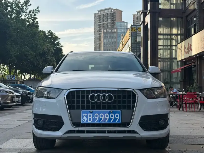 Audi Q3, 2014