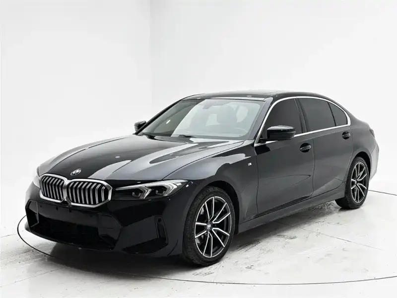 BMW 3 Series, 2023