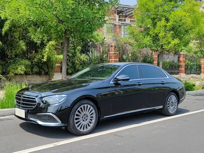 Mercedes-Benz E-Class, 2023