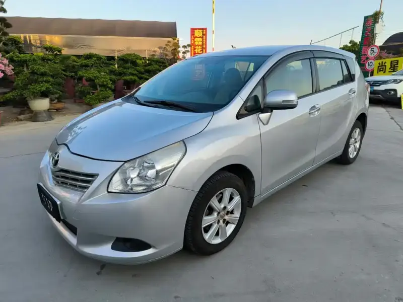 Toyota Verso, 2013