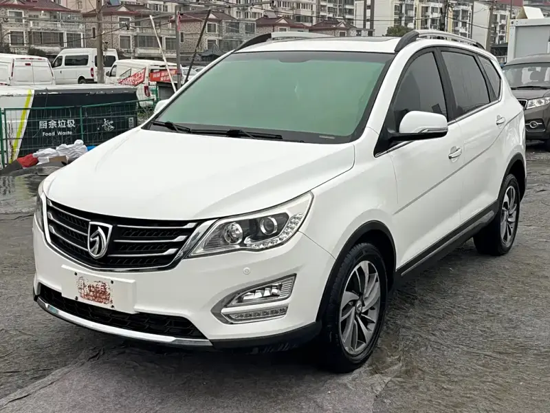 Baojun 560, 2016