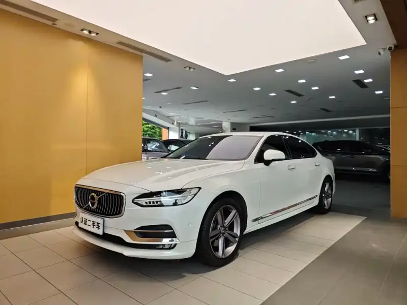 Volvo S90, 2019