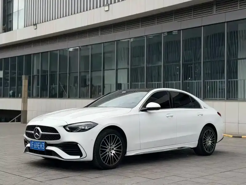 Mercedes-Benz C-Class, 2025