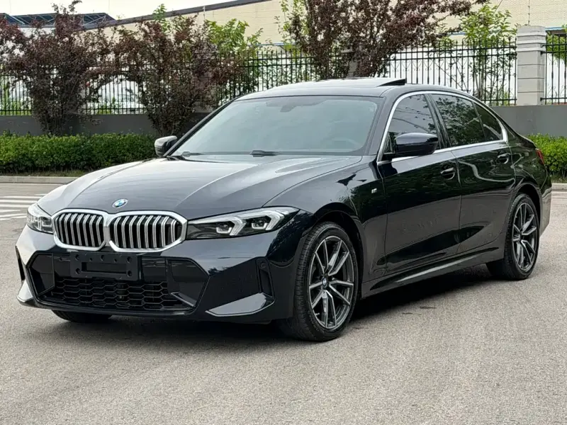 BMW 3 Series, 2023