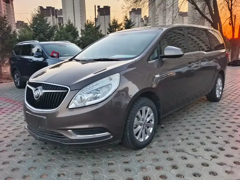 Buick GL8, 2018