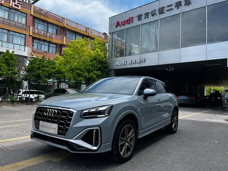 Audi Q2L, 2024