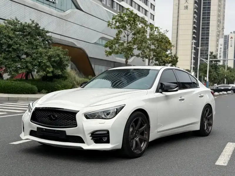Infiniti Q50, 2016